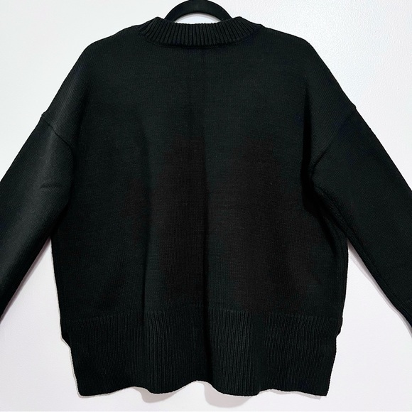 Tommy Hilfiger Noir Knitted High-Low Sweater with Triple Color-block Stripes - Picture 12 of 15